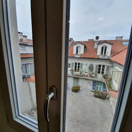 Casa Grifon Apartmán *